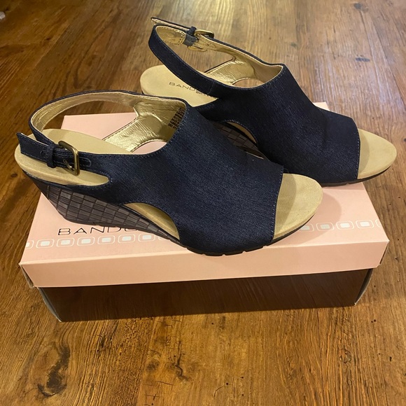 Summer Wedge Sandal ☀️Dark Denim sz 7 🔥 NWOT ☀️ - Picture 4 of 6